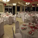 Domaine Residentiel De Mazieres 홀리데이파크 3*