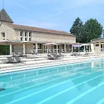 Domaine Residentiel De Mazieres