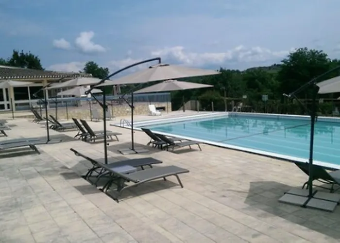 Domaine Residentiel De Mazieres Montcabrier (Lot)