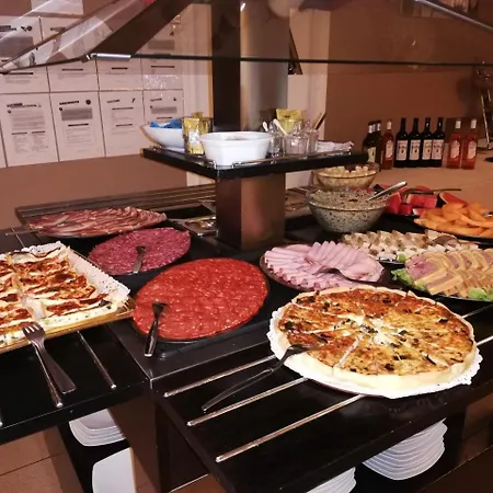 Domaine Residentiel De Mazieres Πάρκο διακοπών Montcabrier (Lot)