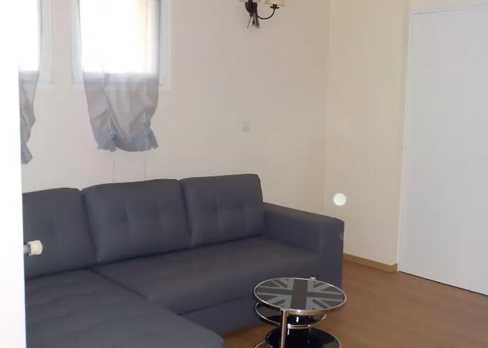 Domaine Residentiel De Mazieres 3*