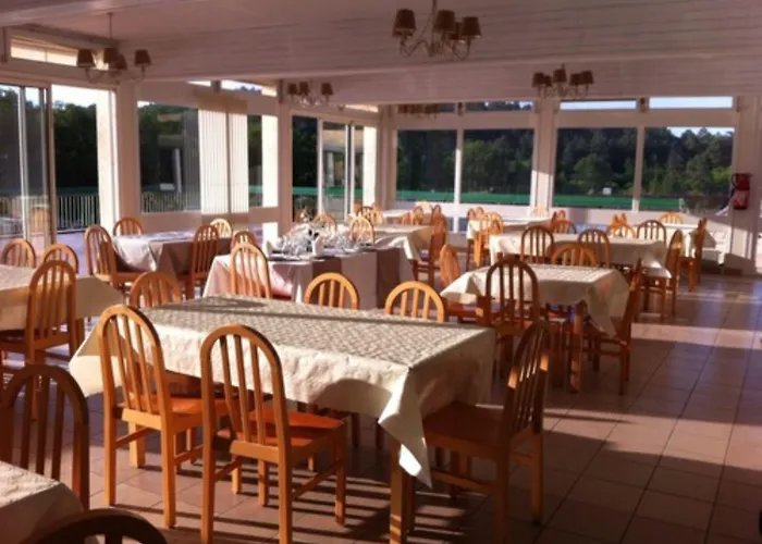 Domaine Residentiel De Mazieres 假日公园 3*